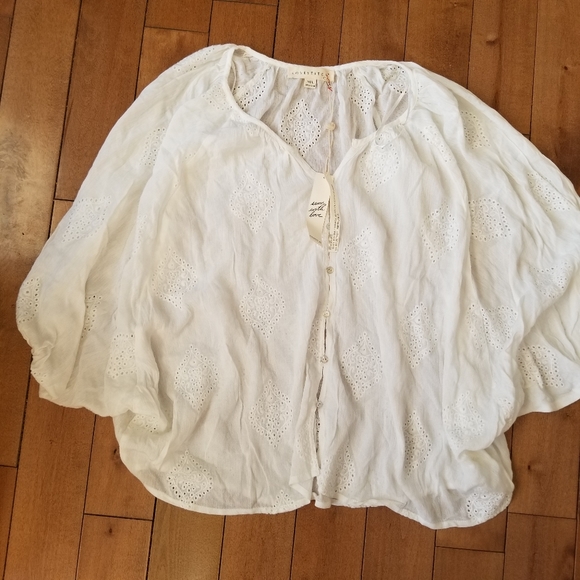 Love Stitch bohemian chic lace blouse - Picture 3 of 10